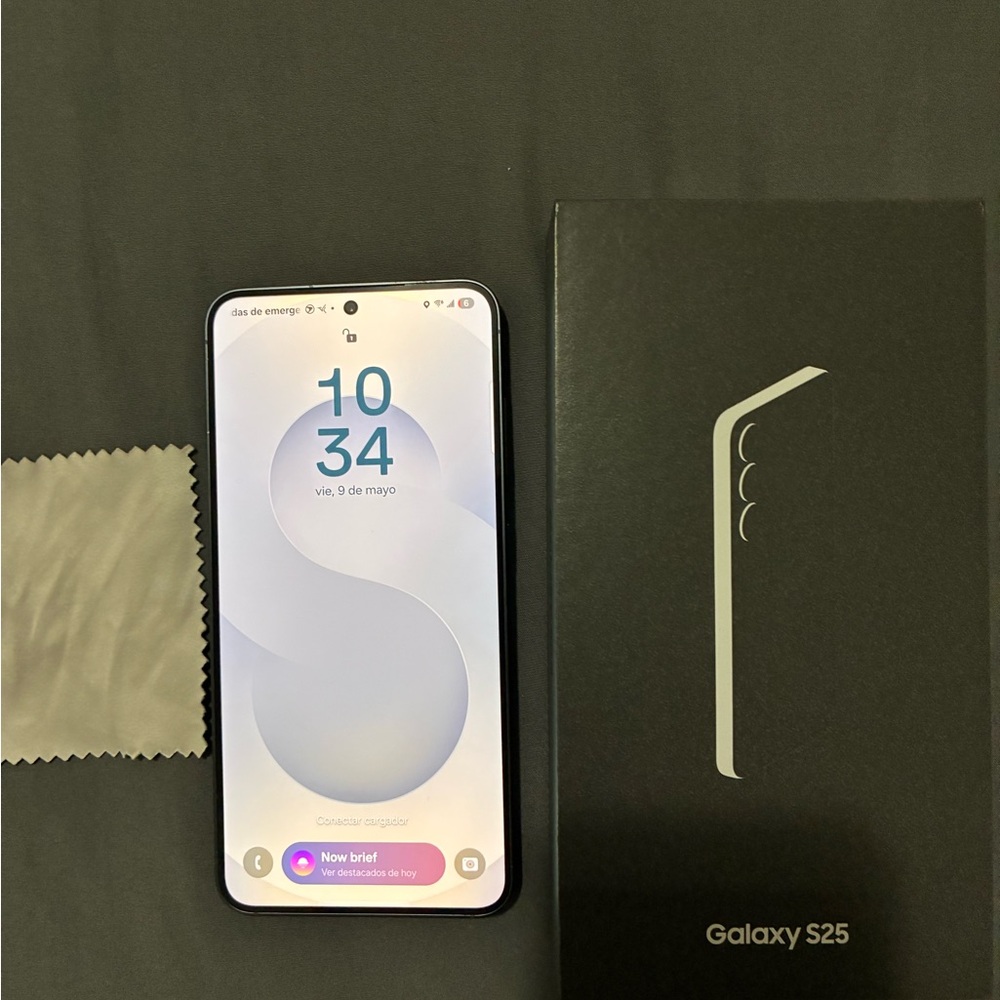 Galaxy By Harvic S25 Black Smartphone